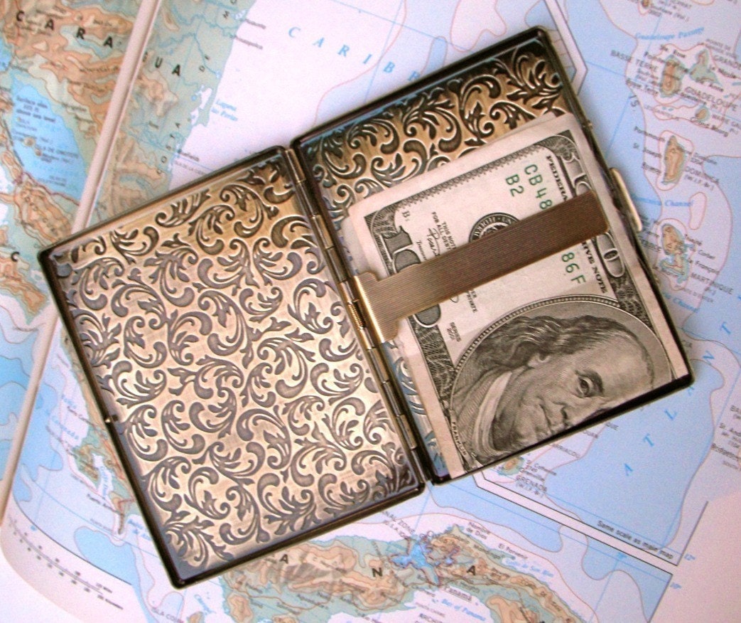 Cigarette Case Brass Octopus Nautical Steampunk Style Gothic Victorian Antiqued Gold Rustic Brass Finish Vintage Inspired Slim Metal Case