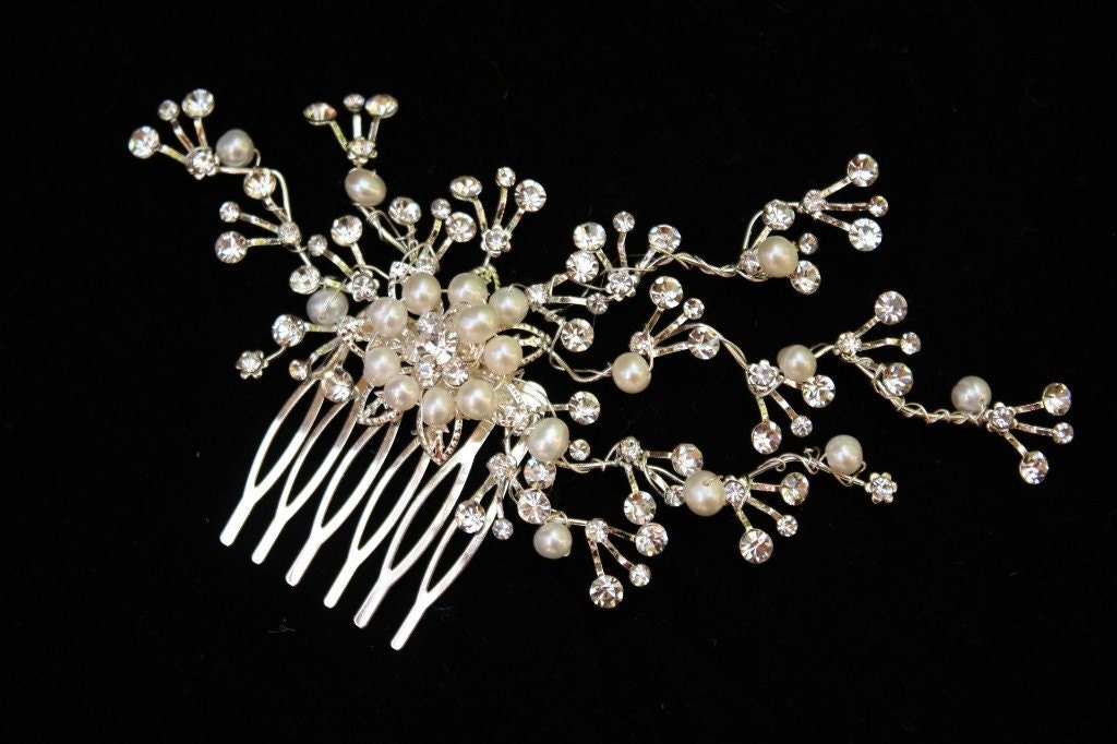 Bridal Hair comb, Freshwater Pearl and Rhinestone