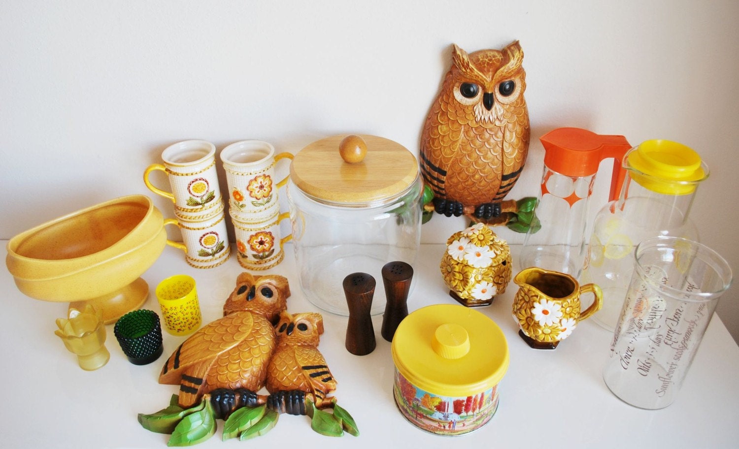vintage / / KITCHEN / / retro housewares collection