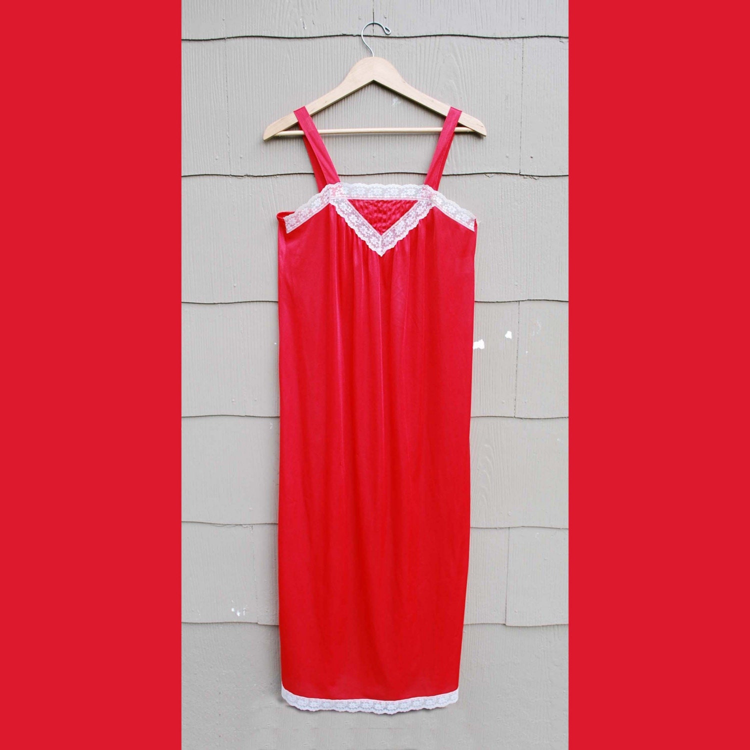 70s Coral Pink Lacy Nightgown (S, M, L)