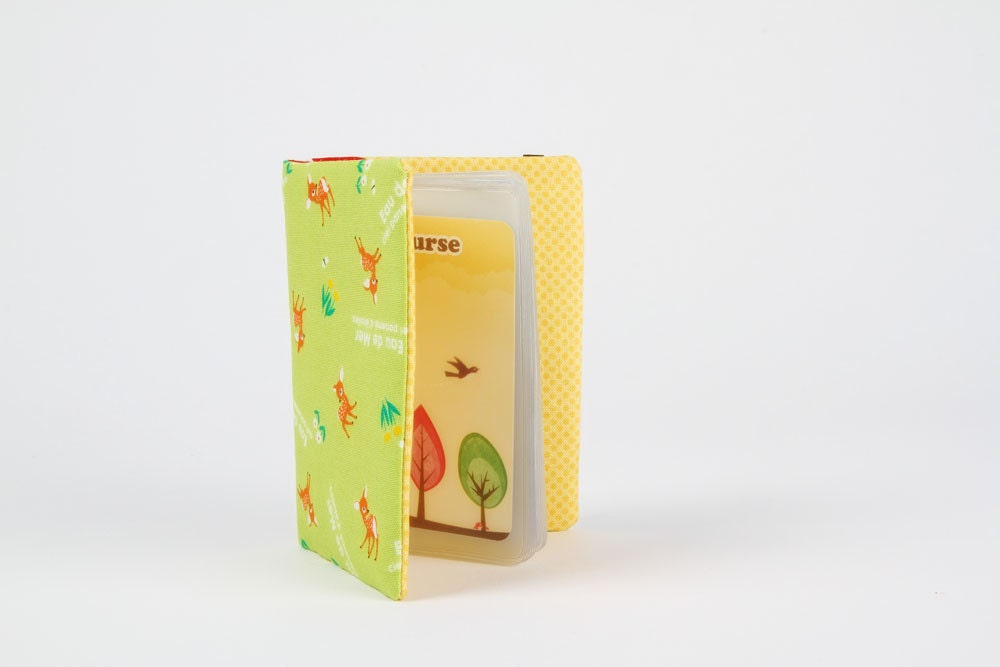 Card holder - Eau de mer tiny deers on green