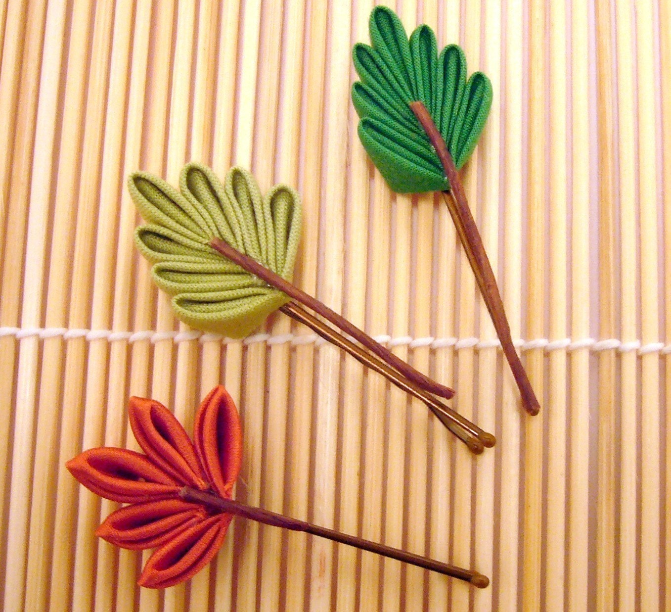Three Seasons Leaf Kanzashi
