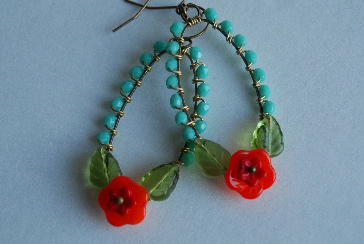 Frida's garden earrings  in  turqouise and red orange