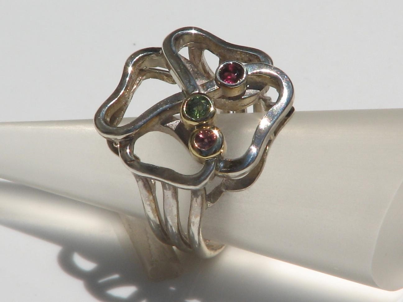 SILVER FLOWER RING
