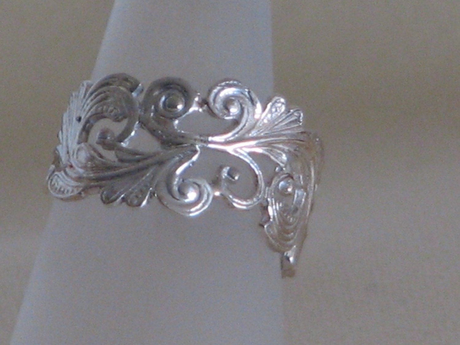 Summer Ring, silver wedding band, unique Vintage Design Ring, Woman Gift