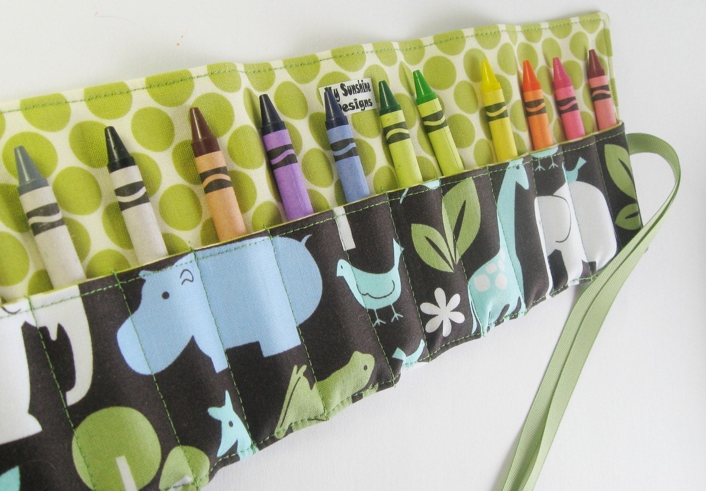 Crayon Roll....Zoology (holds 12)