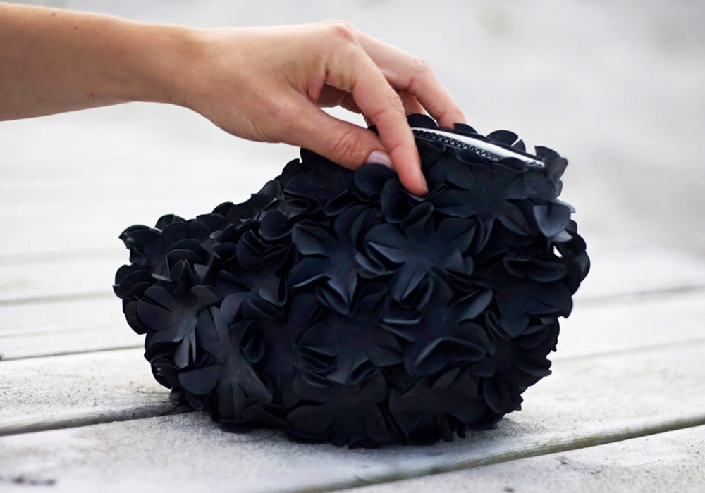 Vintage Style Cosmetic Bag out of Bathing Cap - Black - Multi floral