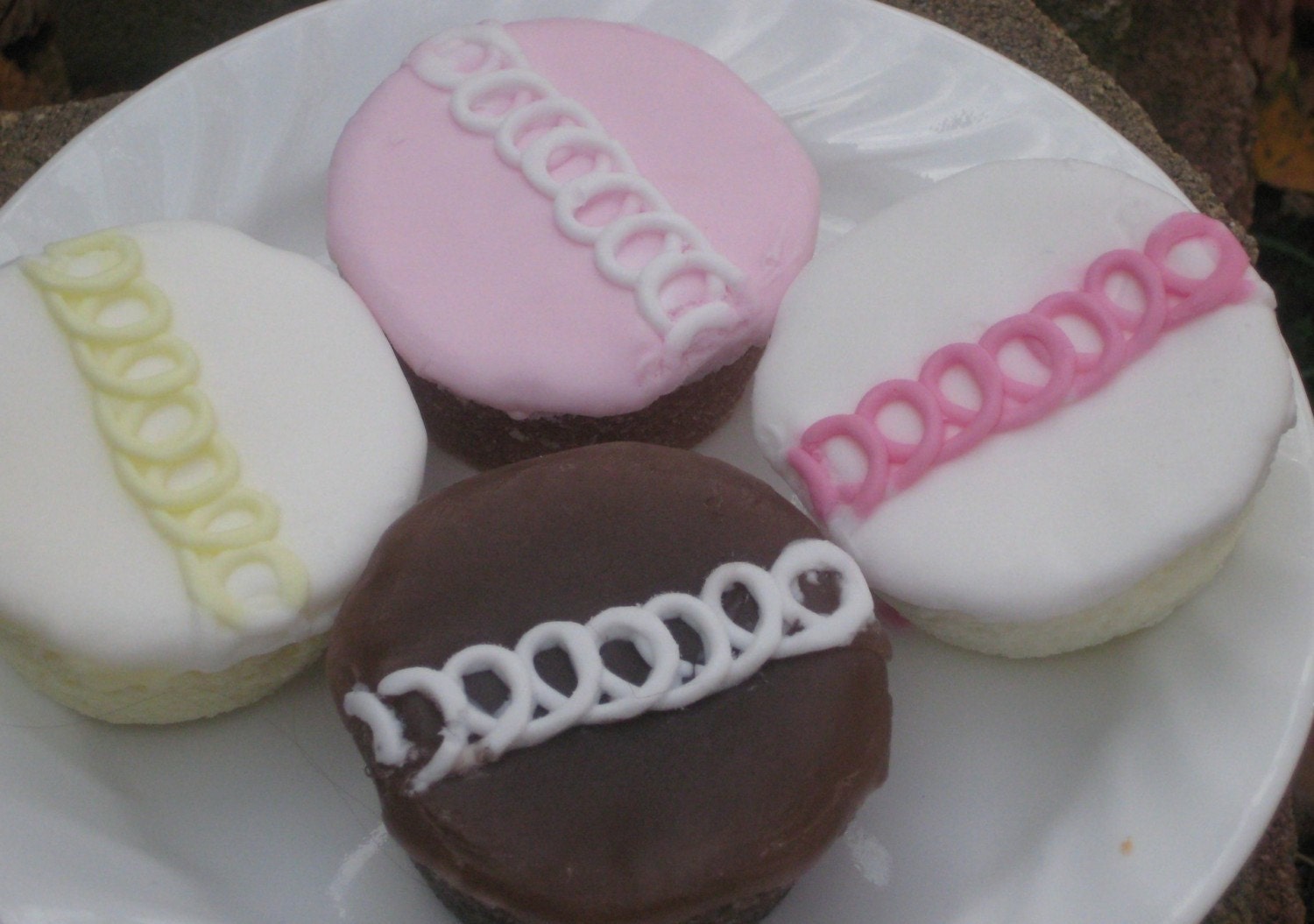 AJs Cupcake Factory Soap - Classic Cupcake Soap Party Favor Set of 10