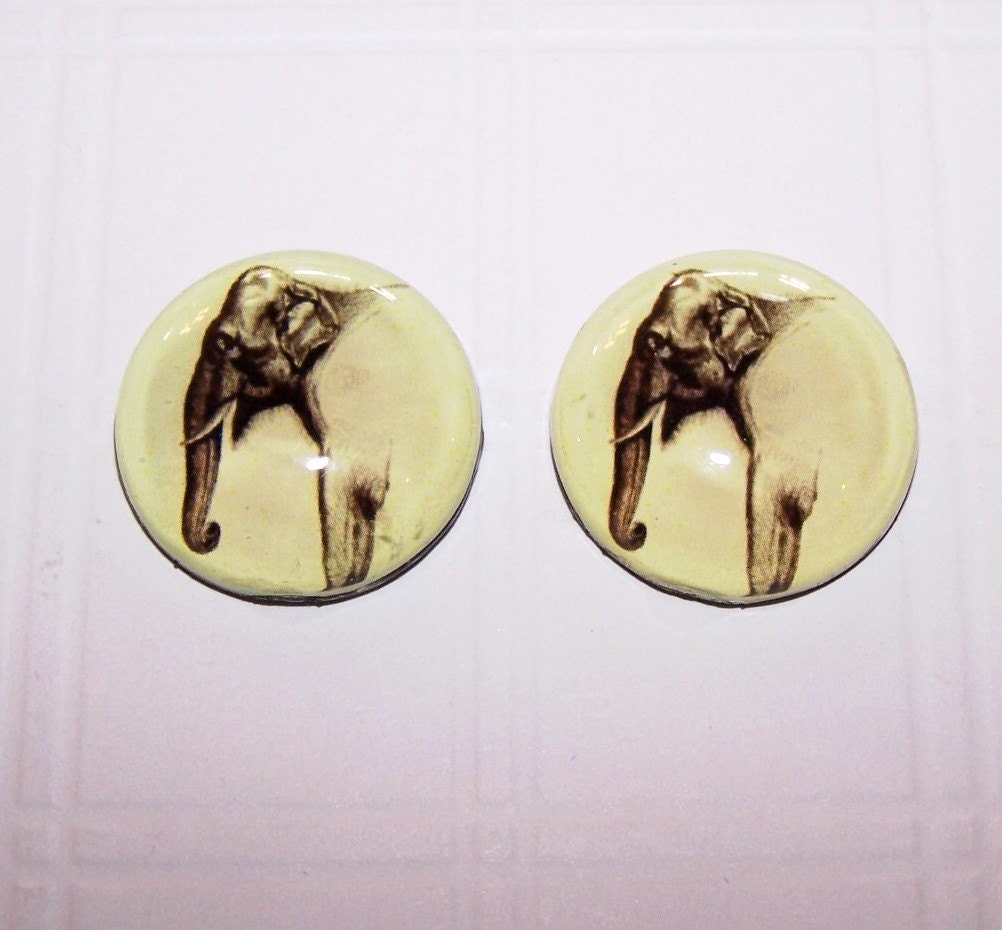 25mm Elephant Cameos, 25mm Glass Cabochon, Vintage  Art Cabs - 2 Pieces
