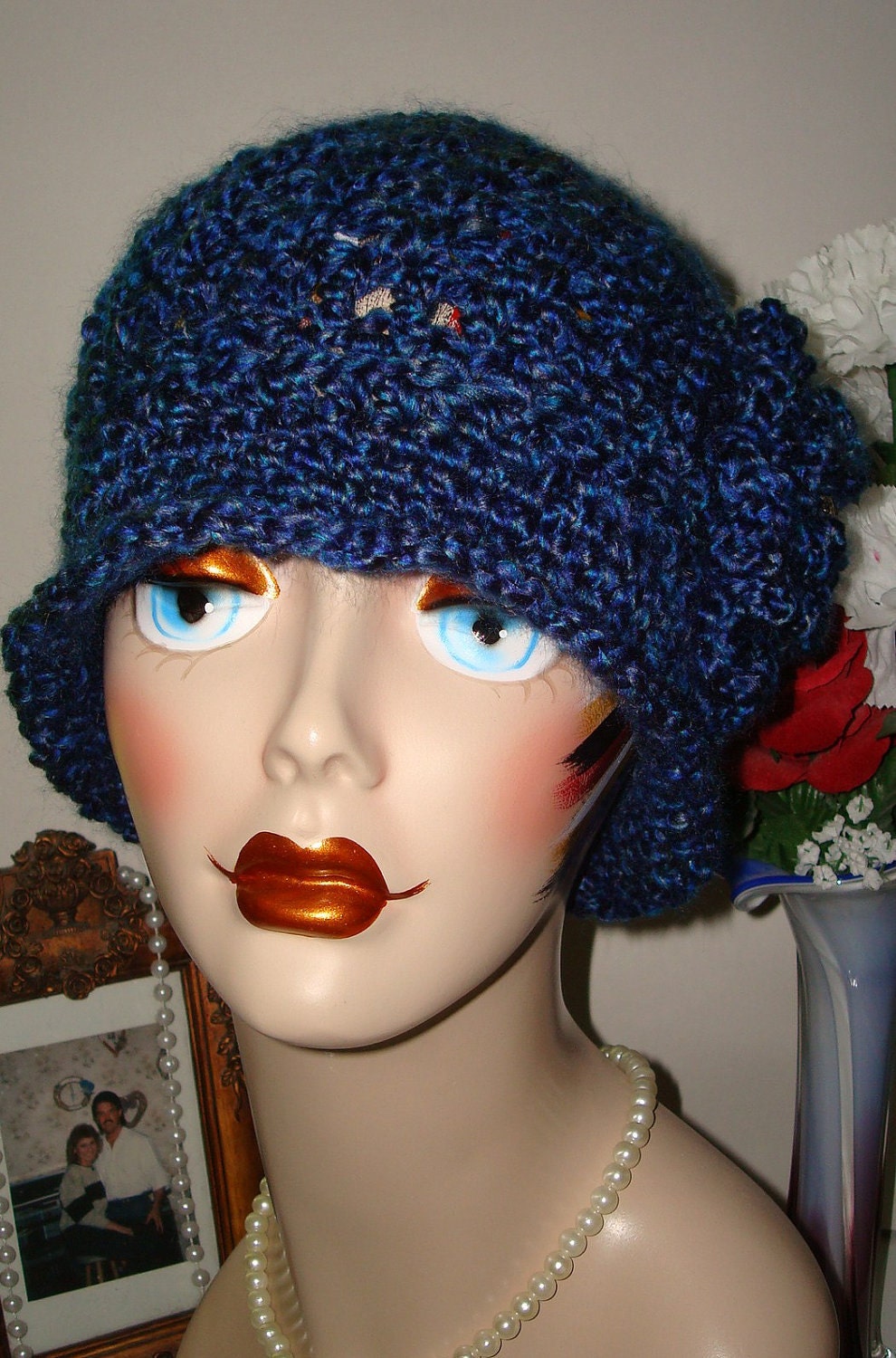 1920's Beautiful Soft Hand Crochet Style Cross Over  Stitch Cloche Flapper Hat