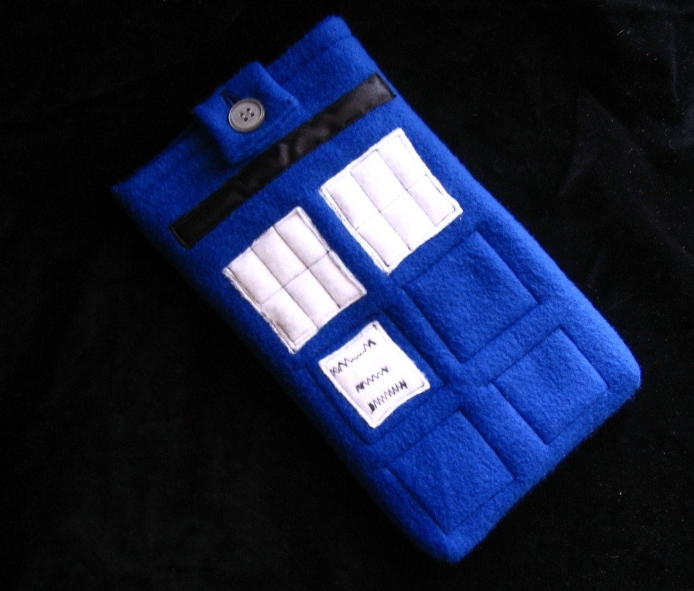 TARDIS Sleeve for Kindle Fire Case for eReader / tech cozy gadget case Custom Made for Doctor Who fans