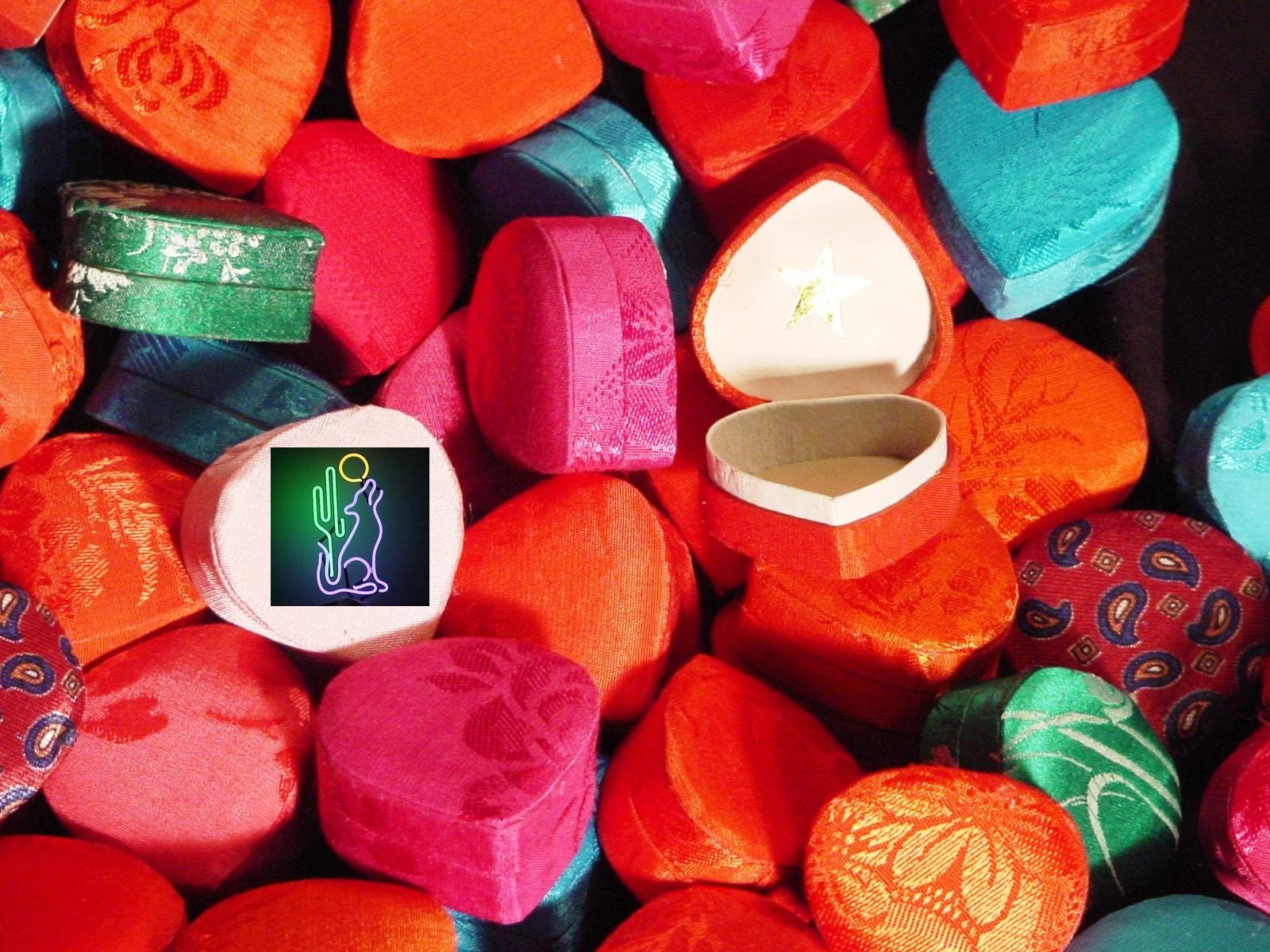 Satin Heart Shaped Gift Boxes  SUPPLIES