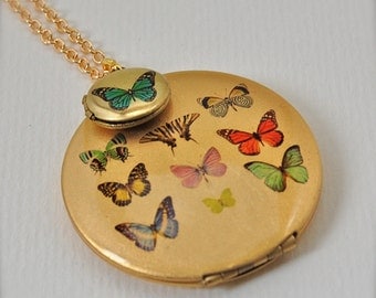 The Butterfly Gallery Art Locket Set - Vintage