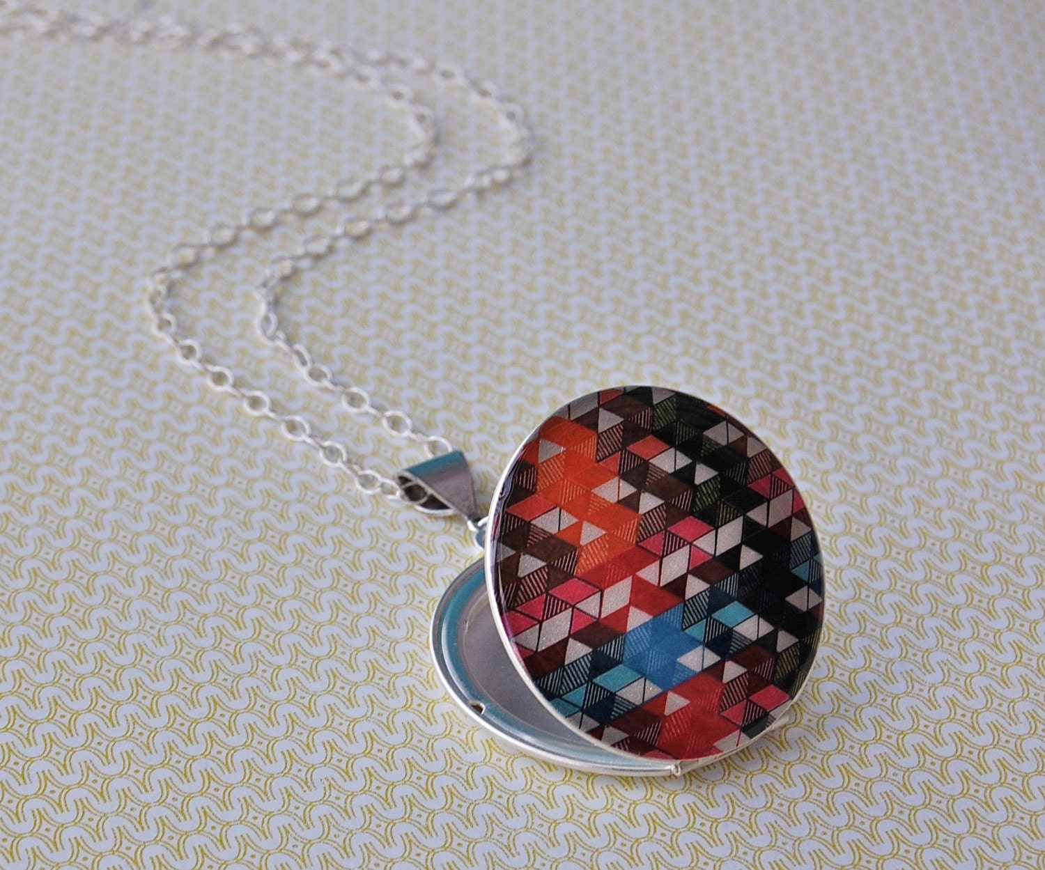 The Color Study II Locket - Vintage - Fine Silver