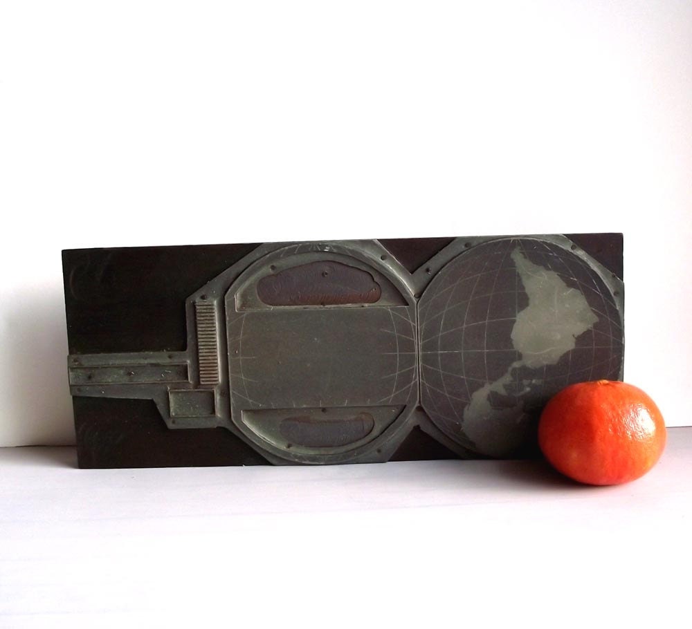 Letterpress Printers Block LARGE Vintage 50s World Map