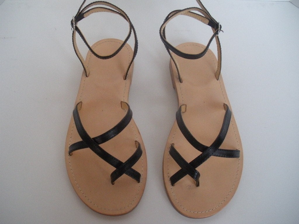 MIAMI HANDMADE SANDALS .