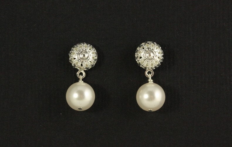 Bridesmaid Pearl Earrings --  Pearl Studs, Bridesmaids, Bridal Party Jewelry, Silver Filigree Earrings, Custom Color Pearls -- SAVANNAH