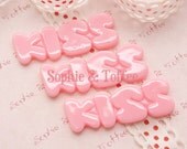 Decoden Kiss Pendant Cabochon - 4pcs
