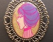 ACID LADIES Iana II Bronze Cameo Pin 30 x 40 mm