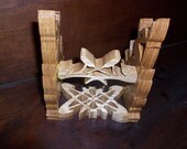 Pelican pen/pencil holder