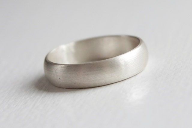 Low Dome Sterling Brushed Band - Unisex