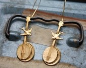 Dueling Bluegrass Banjos with Singing Songbird Earrings