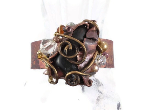 Black Jet & Pearls beaded cuff bracelet - Forged copper Wire wrapped - InVintageHeaven