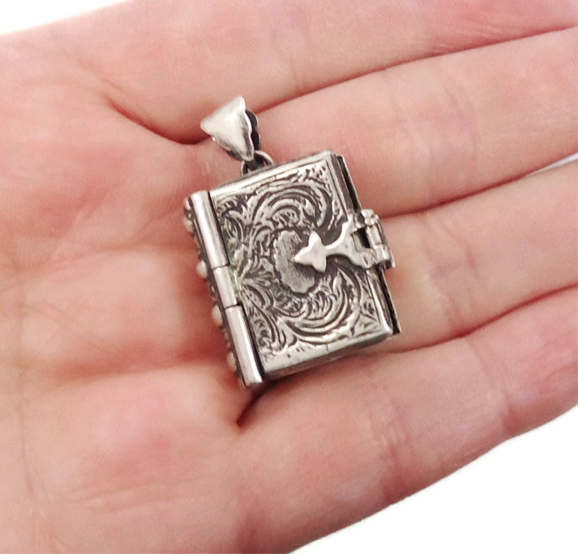 Book locket sterling silver pendant - Ornate, gothic Victorian stye - InVintageHeaven
