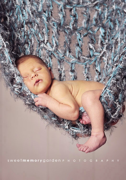 Slayter Newborn Baby Hammock Photo Prop (HAnGinG VideOs) Newborn Photography Prop, Baby Boy Props, Girl Photography Props, Baby Blanket