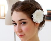 Wedding Hair Flower - Ivory White Bridal Hair Pin, Bridal Hair Accessories, headpiece, fascinator