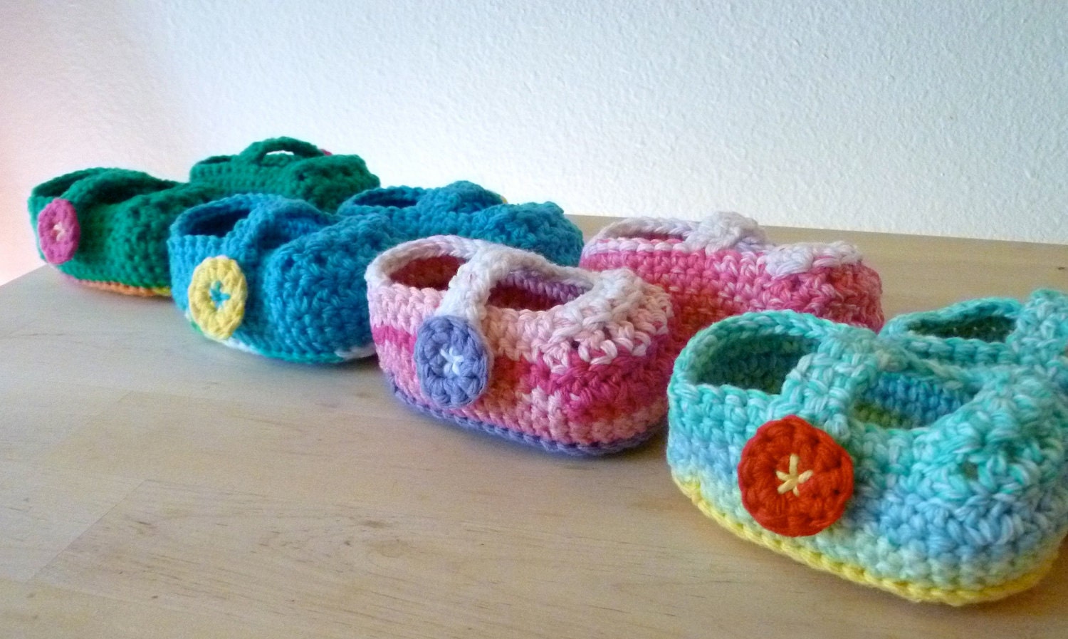 Mary Jane Baby Booties (made to order)