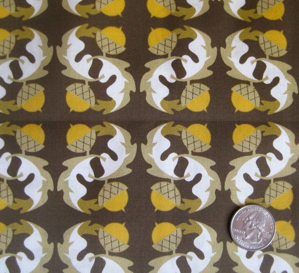 Acorn Fat Quarter
