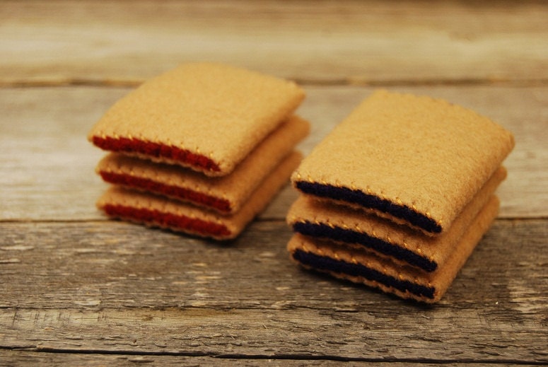 Felt Food Fig and Strawberry Cookies