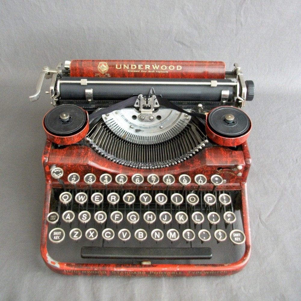 SALE TODAY Faux Bois Underwood Typewriter. 20s. 1926. Working.