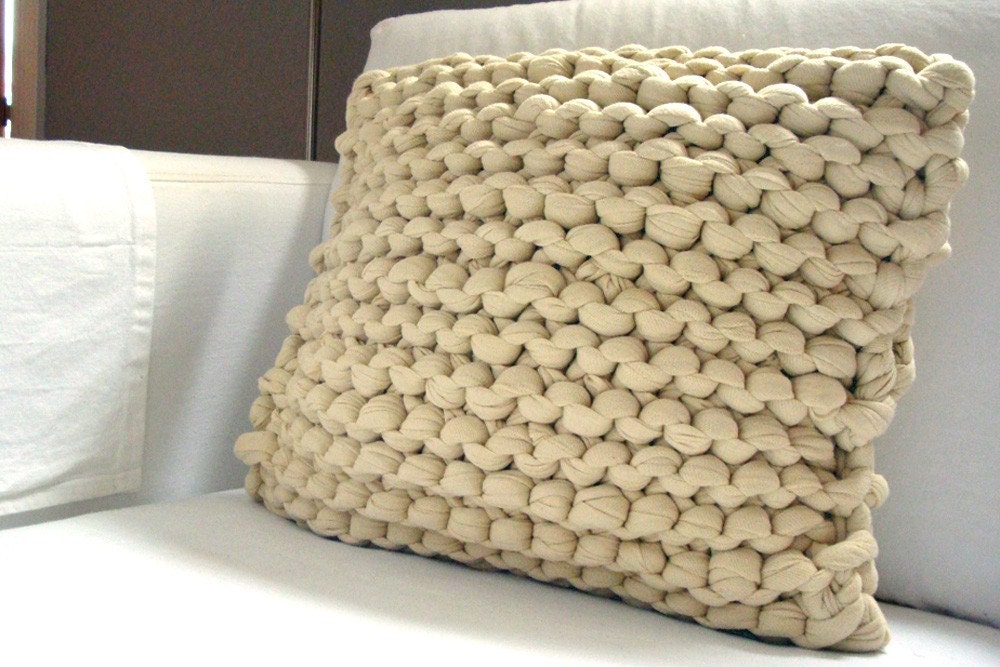 Chunky Knit Throw