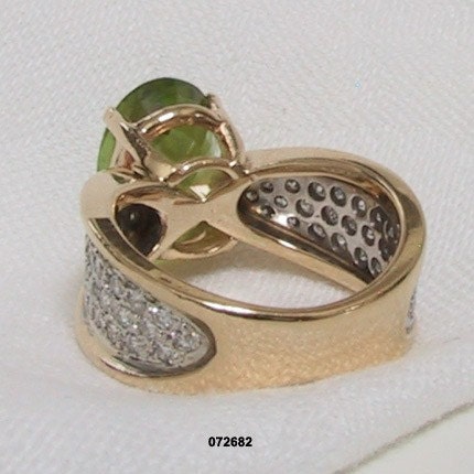 14K Diamond Peridot Ring Vintage 1970s