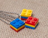 primary pie pendant
