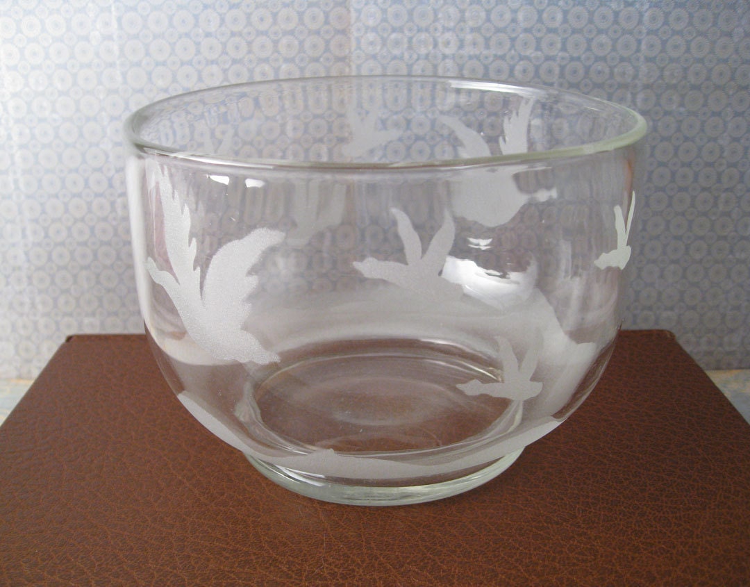 Etched Glass Bird Bowl