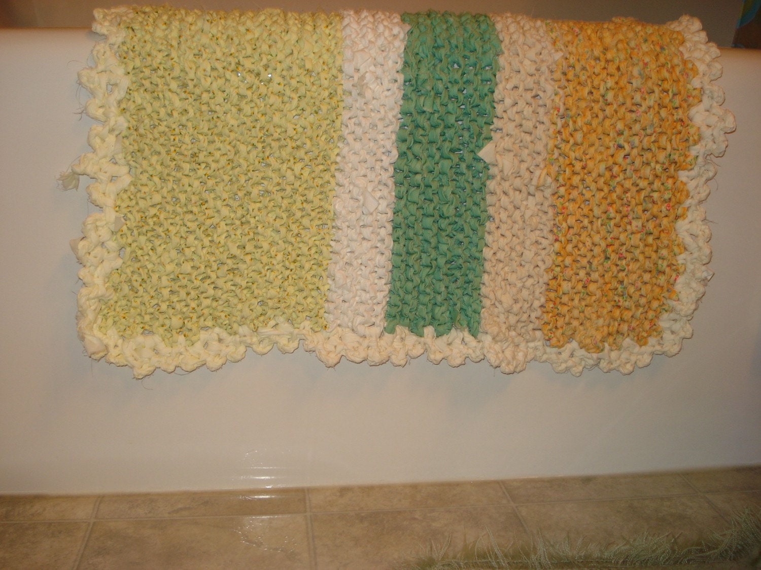 Ready to be shipped /Handmade Knitted Cottage Summer Rag Rug