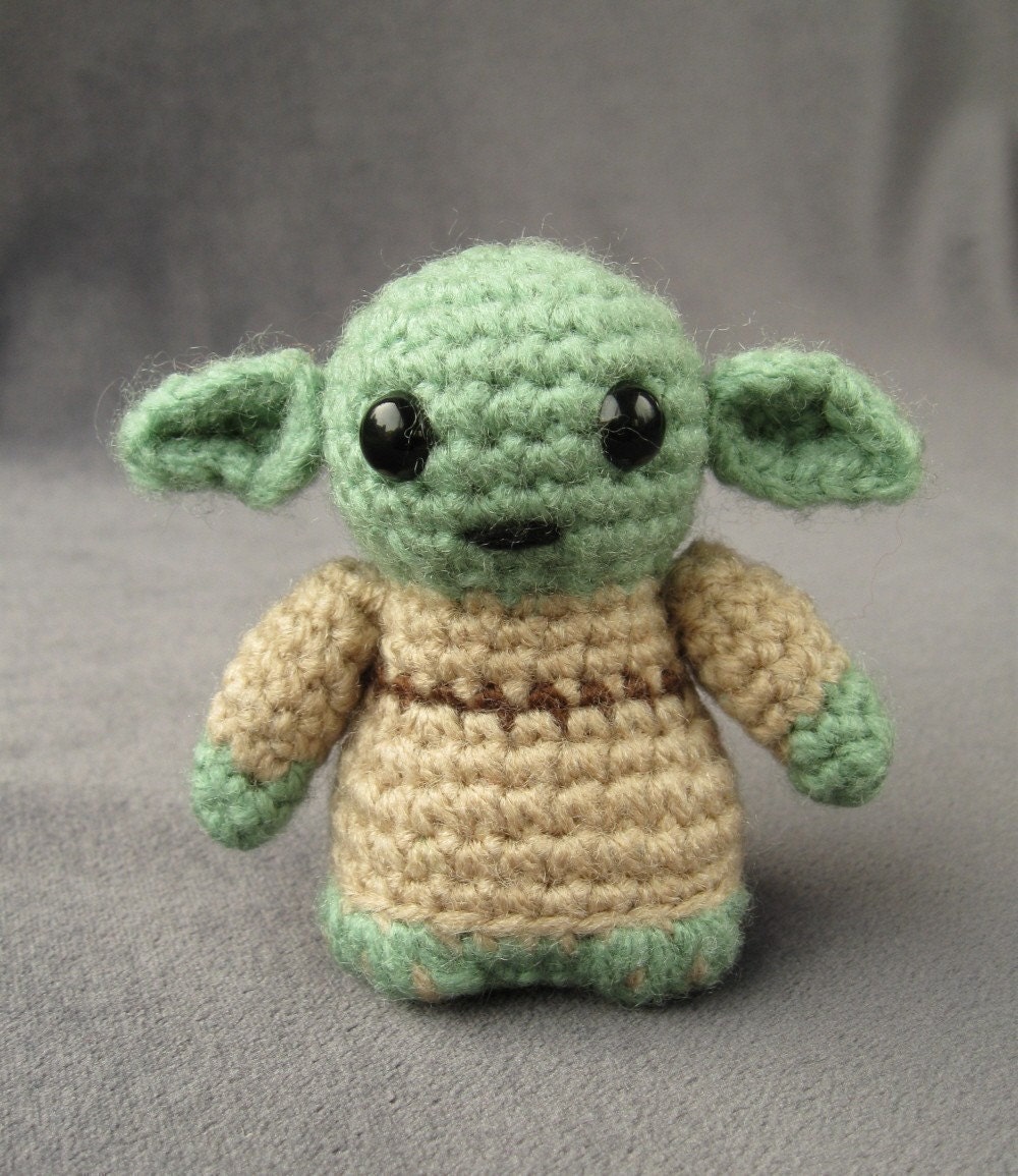 PDF of Yoda - Star Wars Mini Amigurumi Pattern