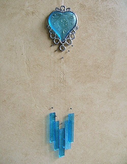 Azure Love - Retro heart-shaped dish upcycled into a Windchime