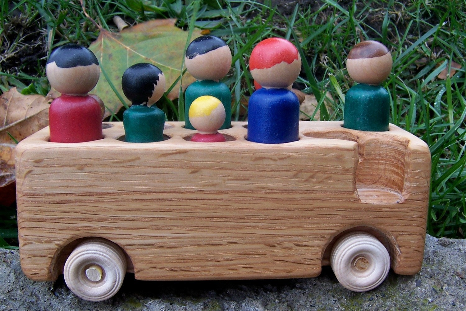 Oak Bus