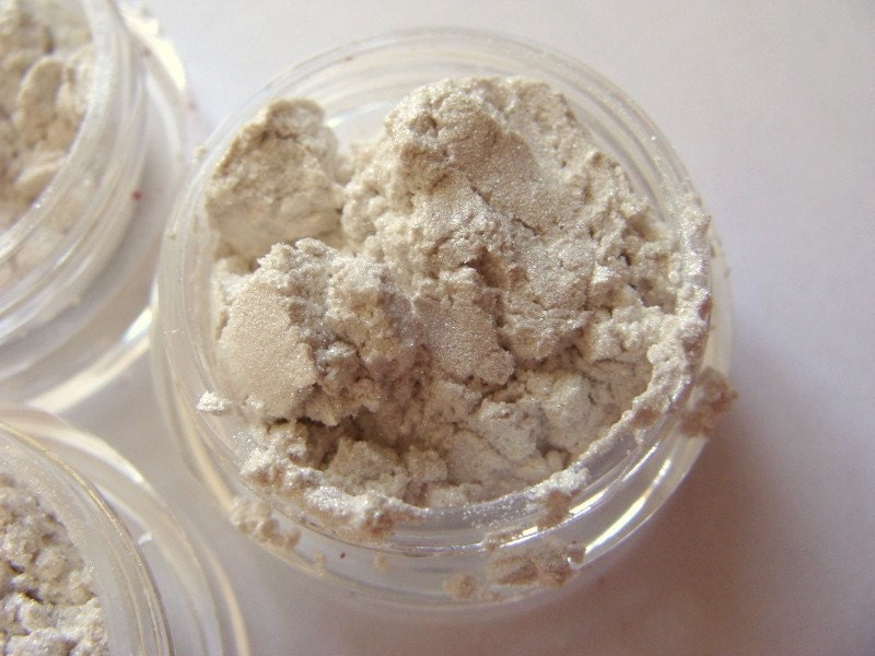 Pearl PURE Mineral eye shadow