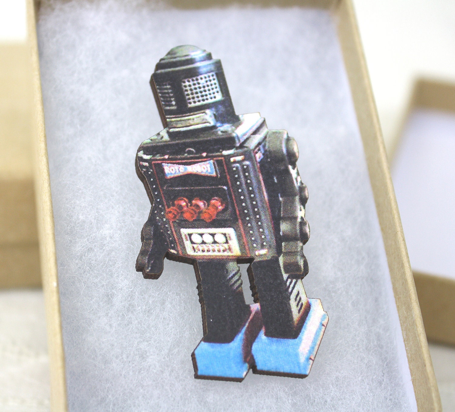 Wooden Robot Brooch 30% OFF SALE