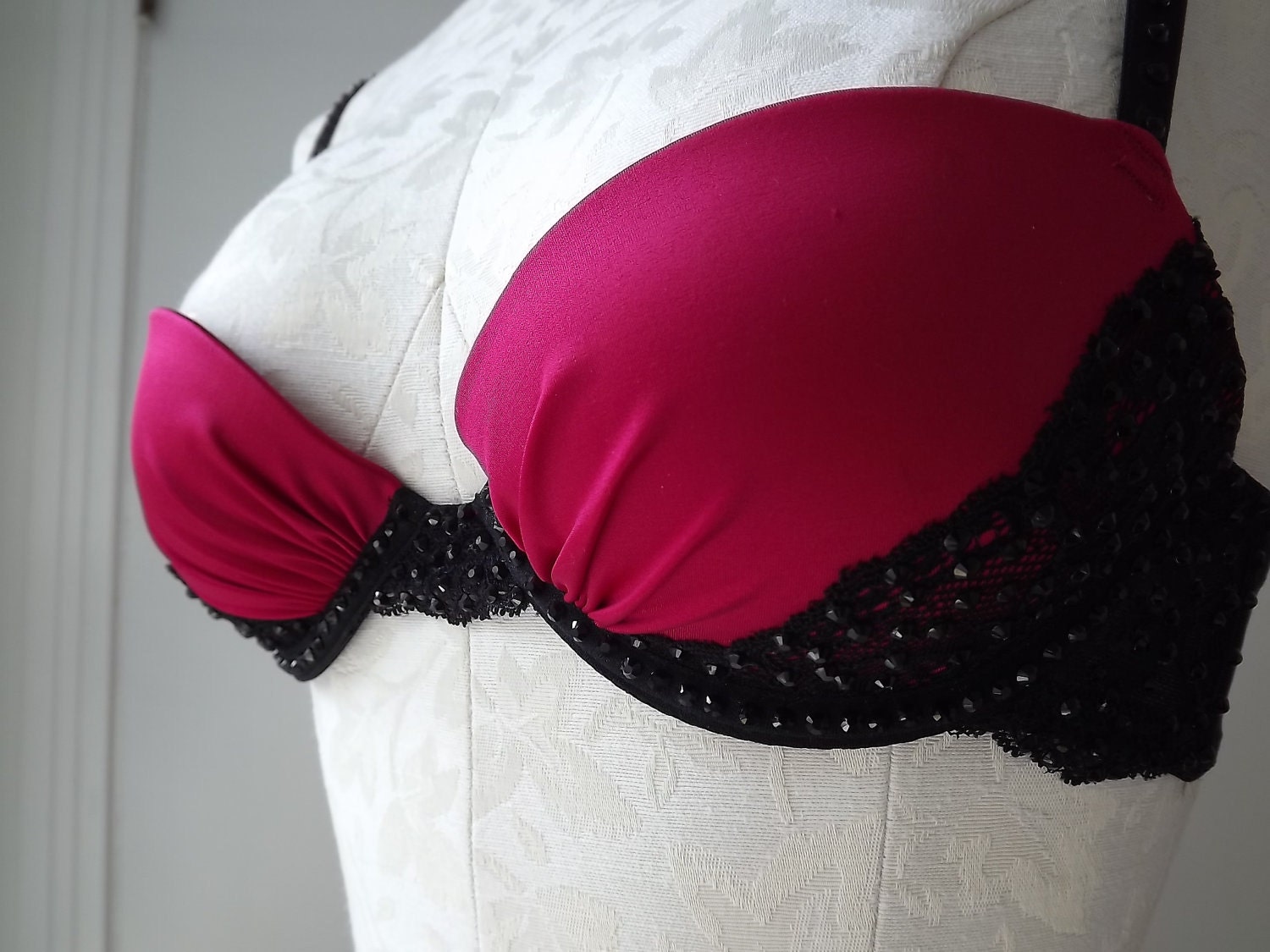 32A Red and Black Lace Bra with 300 Jet Rhinestones Burlesque Dancer Costume - DecadentDameDesigns