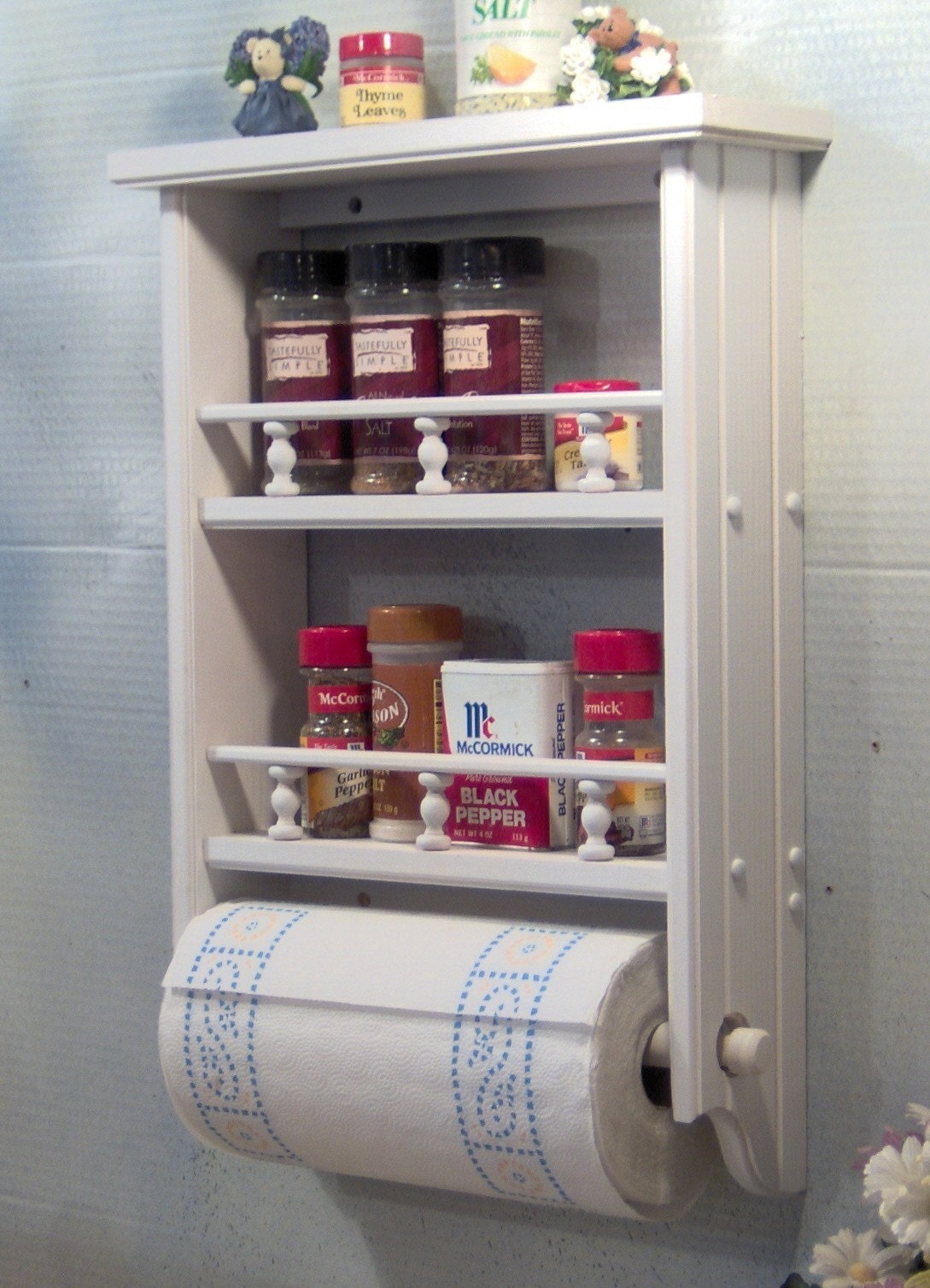 Spice curio w/ paper towel holder white