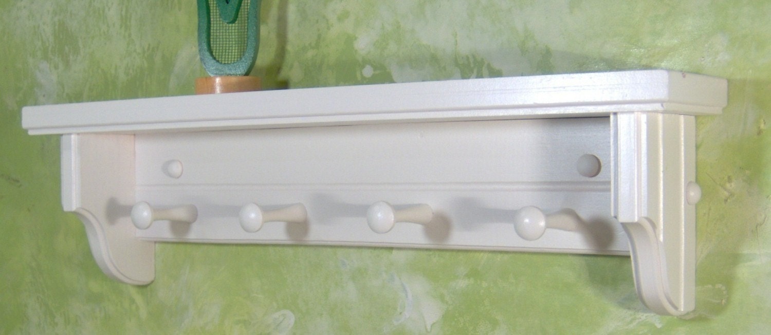 16" White wooden shelf for knik knack, plates / pegs