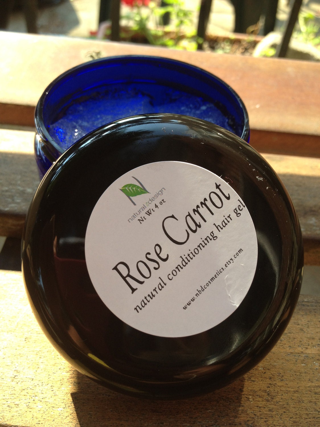 Natural Hair Gel Sample, 4 oz jar (Enjoy flake free, non tacky and frizz free hair)