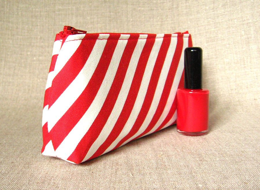 glasses case - red stripe