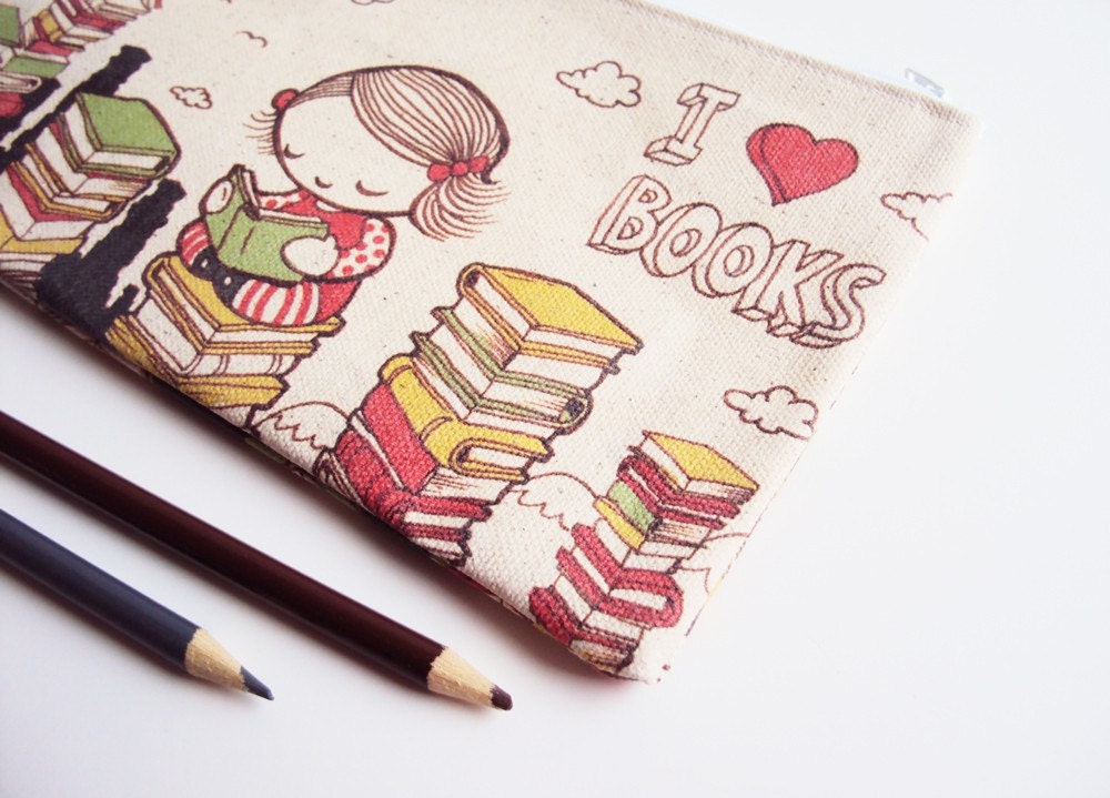 Large I Heart Books Zipper Pouch